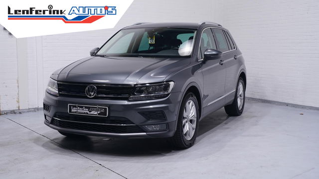 Volkswagen Tiguan - 1.5 TSI ACT Highline 1e Eig. NAP Clima Navi Camera Virtual Cockpit Parkeerhulp Led koplampen