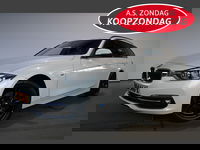 BMW 3 Serie - Touring 318i Luxury Clima Navigatie LED Panoramadak 18'Inch Goed Onderhouden! Inruil Mogelijk!