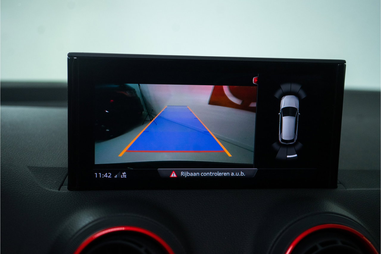 Audi SQ2