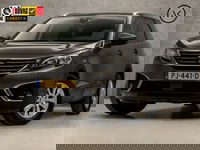 Peugeot 5008 - 1.2 PureTech Sport 7 Persoons (APPLE CARPLAY, GROOT NAVI, 360 CAMERA, SPORTSTOELEN, GETINT GLAS, PARKEERSENSOREN, LANE ASSIST, NIEUWSTAAT)