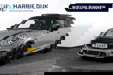 MINI Cooper - Mini 1.5 Classic - Automaat Orig. NL | John Cooper Works Pakket | S/K Panodak | Dig.Cockpit | Cruise | PDC | Stoelverw. | ECC | NAV + App.Connect | LM 17" |