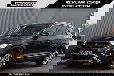 Volkswagen T-Roc - 1.5 TSI Style Automaat Virtual cockpit, IQLight, Adaptive cruise, Massage