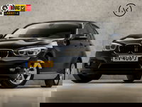 BMW 1 Serie - 118i Sportline Automaat (GROOT NAVIGATIE, CAMERA, XENON, SPORTSTOELEN, GETINT GLAS, BLUETOOTH, STOELVERWARMING, CRUISE CONTROL, WITTE STIKSELS, NIEUWSTAAT)