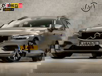 Volvo V60 - 2.0 B3 luxury Automaat (APPLE CARPLAY, DEALER ONDERHOUDEN, DAB+, SPORTSTOELEN, LED KOPLAMPEN, ADAPTIVE CRUISE CONTROL, BLUETOOTH, NIEUWSTAAT)