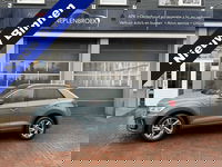 Volkswagen T-Roc - 1.5 TSI R-Line DSG-aut. R-LINE / Trekhaak afn. / Camera / Stoelverw. / IQ Light / FABRIEKS garantie