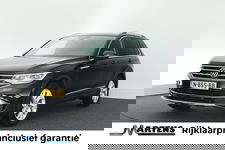 Volkswagen Tiguan - 1.5 TSI 150pk DSG Elegance Trekhaak Stoelverwarming Camera Virtual Cockpit Navigatie