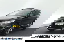 Volkswagen Tiguan - 1.4 TSI 245pk eHybrid R-Line Business+ Trekhaak Camera Stoelverwarming Keyless Virtual Cockpit Panoramadak Navigatie