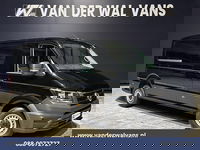 Volkswagen Crafter - 2.0 TDI 140pk L3H2 L2H1 Euro6 Airco | Camera | Navigatie | Apple Carplay | Trekhaak Android Auto, Bijrijdersbank