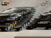 Volvo V60 - 1.6 T3 Momentum Sport 150Pk Automaat (NAVIGATIE, CLIMATE, LEDER, SPORTSTOELEN, CRUISE, LM VELGEN, PARKEERSENSOREN, NIEUWE APK, NIEUWSTAAT)