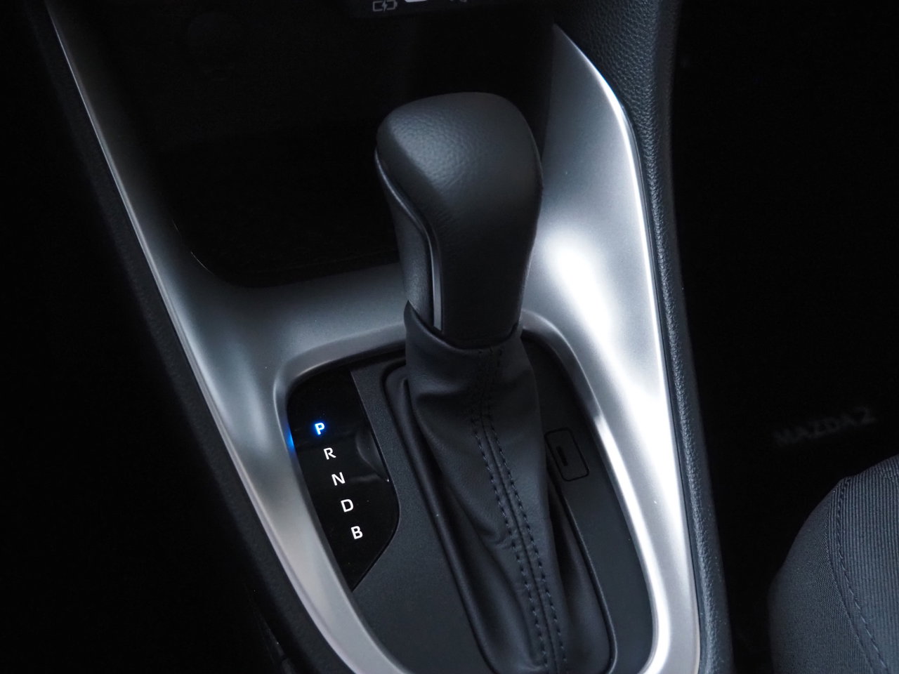 Mazda 2 Hybrid