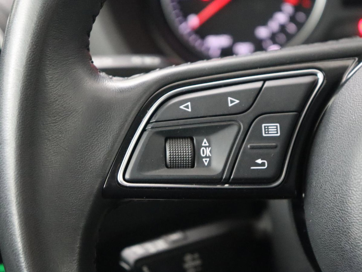 Audi Q2 30 TFSI epic | Full LED | Sportstoelen | Navigatie | Climate control | Cruise control | Parkeerhulp | Bluetooth