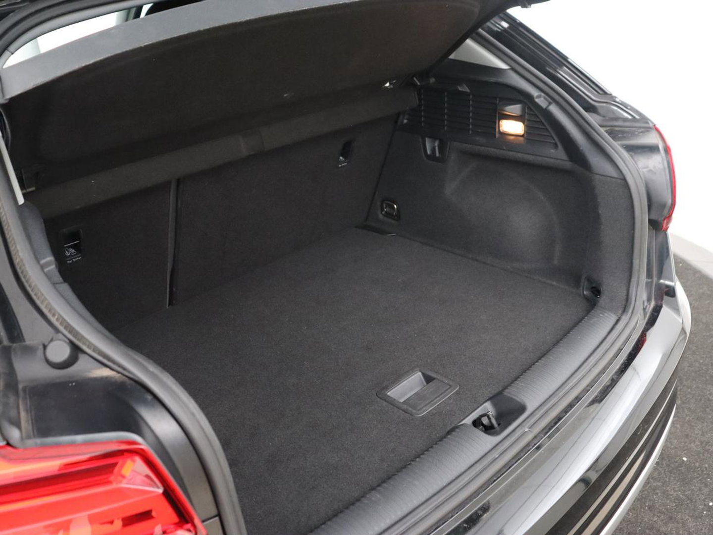 Audi Q2 30 TFSI epic | Full LED | Sportstoelen | Navigatie | Climate control | Cruise control | Parkeerhulp | Bluetooth