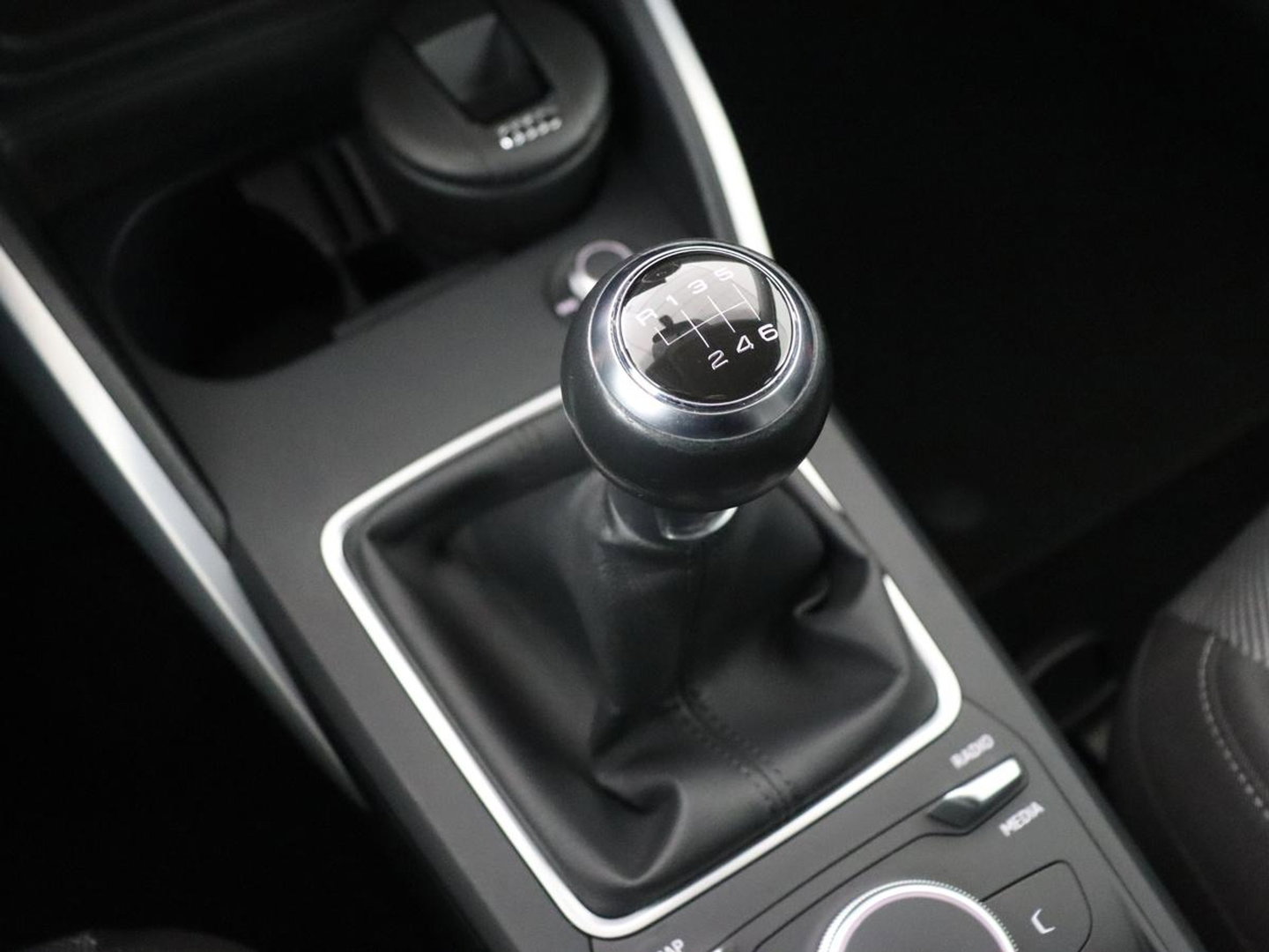 Audi Q2 30 TFSI epic | Full LED | Sportstoelen | Navigatie | Climate control | Cruise control | Parkeerhulp | Bluetooth