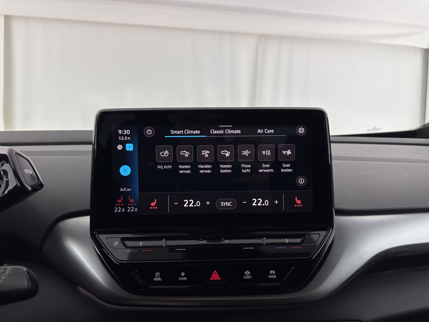 Volkswagen ID.4 First 77 kWh [ 3-Fase-11kW ] {SOH-83%} (INCL-BTW) *LEATHER-MICROFIBRE | FULL-LED | ADAPTIVE-CRUISE | HEATED-COMFORTSEATS | DIGI-COCKPIT | AMBIENTLIGHT | NAVI-FULLMAP | PDC | TOWBAR | PRIVACY-GLASS | CAMERA | 20''ALU*