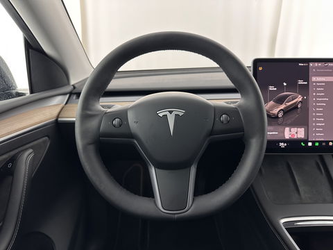Tesla Model Y Long Range AWD 75 kWh [ 3-Fase-11kW ] {SOH-87%} (INCL-BTW) Aut. *PANO | AUTO-PILOT | LEATHER | NAVI-FULLMAP | MATRIX-LED | KEYLESS | CAMERA | DAB+ | HEATED-COMFORTSEATS | PRIVACY-GLASS | TOPVIEW |  19''ALU*