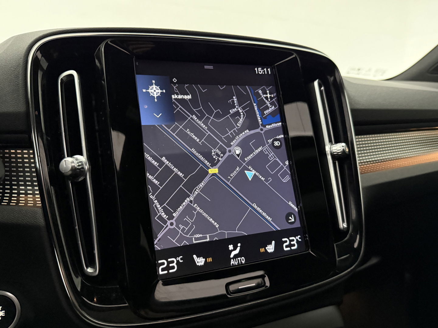 Volvo XC40 1.5 T3 R-Design | Pano | Virtual | Camera | Stoel/Stuur verw. | Adap. Cruise | Trekh. | Carplay | NAP