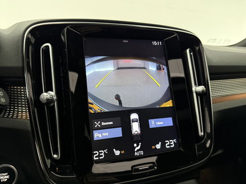 Volvo XC40 1.5 T3 R-Design | Pano | Virtual | Camera | Stoel/Stuur verw. | Adap. Cruise | Trekh. | Carplay | NAP