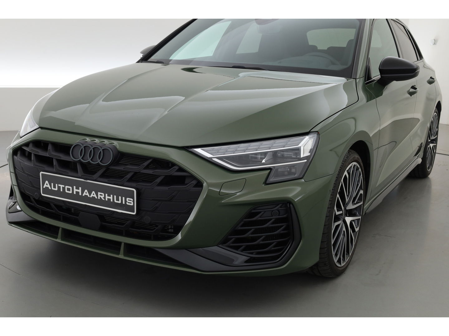 Audi A3 Sportback 2.0 TFSI S3 quattro | Akrapovic | SONOS |