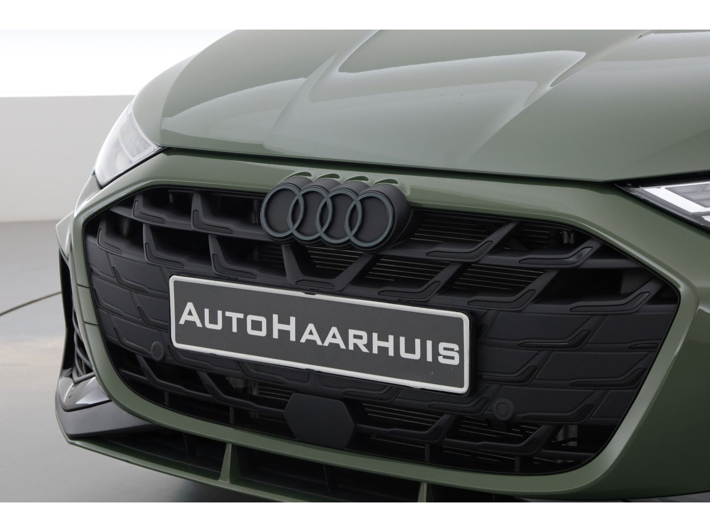 Audi A3 Sportback 2.0 TFSI S3 quattro | Akrapovic | SONOS |