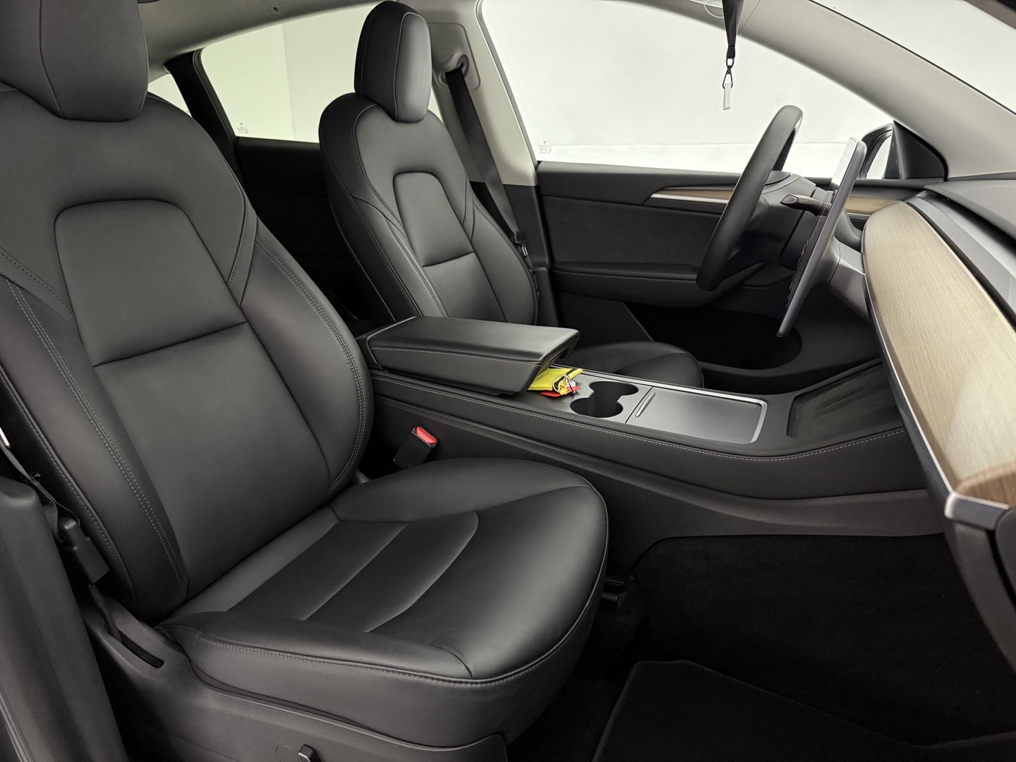 Tesla Model Y Long Range AWD 75 kWh | SOH 91% | Snelladen | Autopilot | Pano | Memory | Camera | Adap. Cruise | Stoel/Stuur verw.