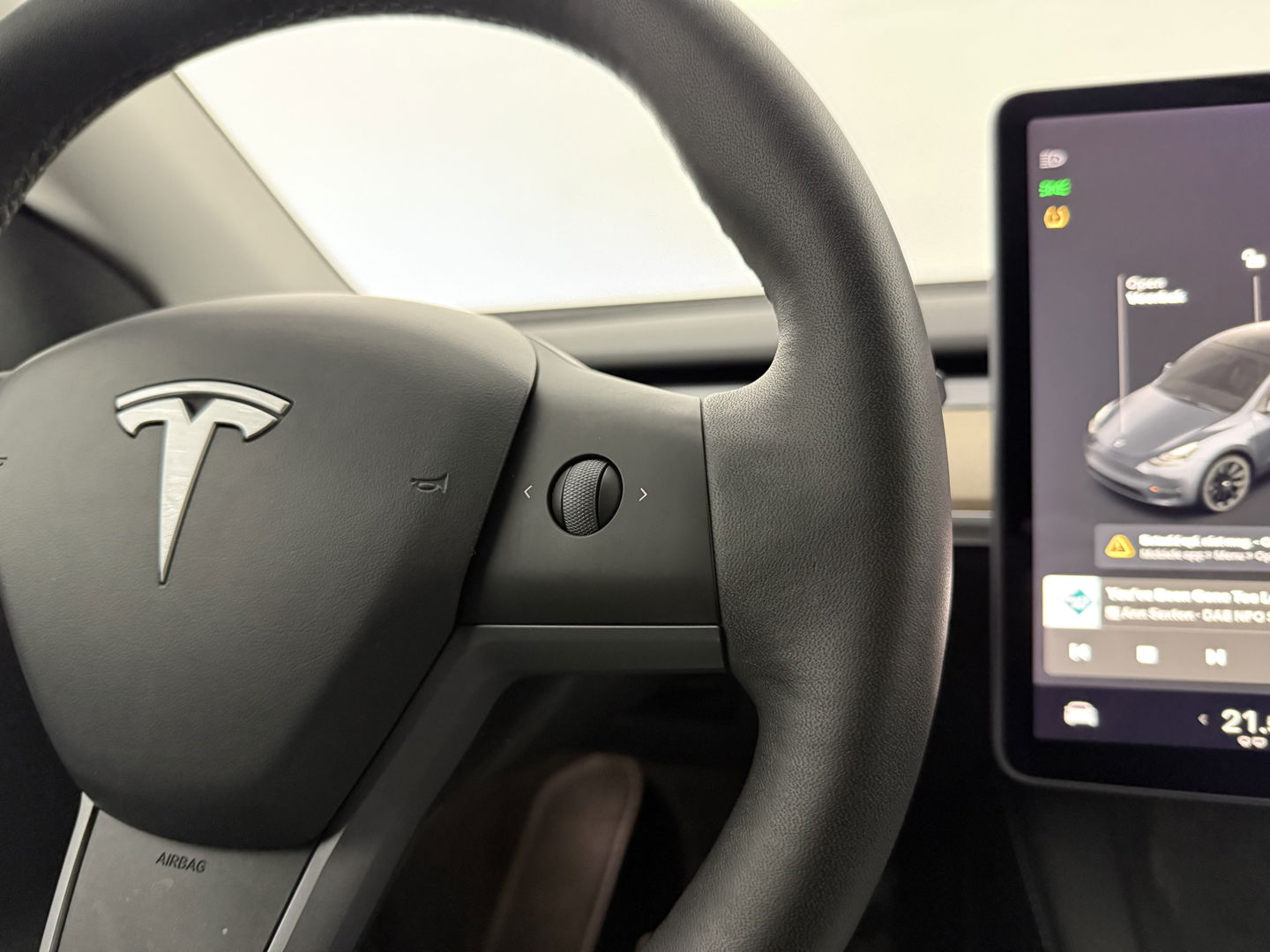 Tesla Model Y Long Range AWD 75 kWh | SOH 91% | Snelladen | Autopilot | Pano | Memory | Camera | Adap. Cruise | Stoel/Stuur verw.