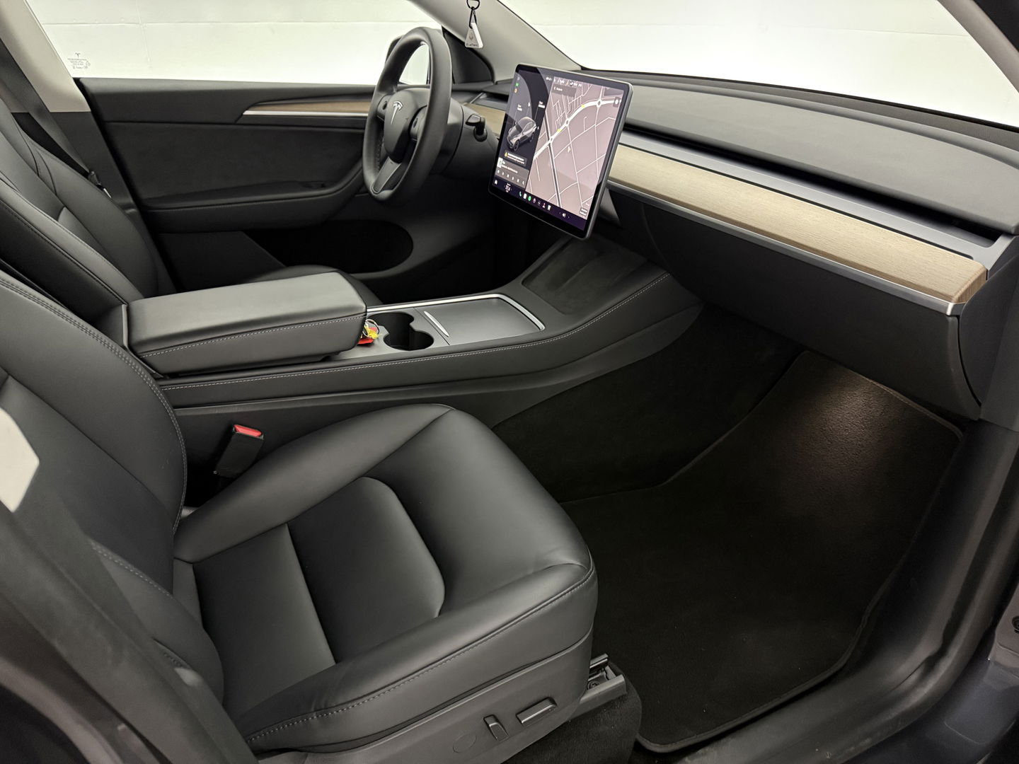 Tesla Model Y Long Range AWD 75 kWh | SOH 91% | Snelladen | Autopilot | Pano | Memory | Camera | Adap. Cruise | Stoel/Stuur verw.