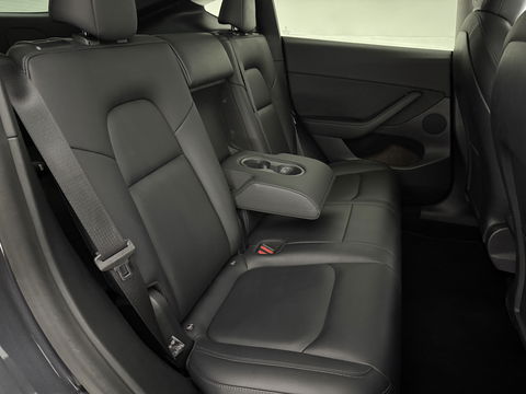 Tesla Model Y Long Range AWD 75 kWh | SOH 91% | Snelladen | Autopilot | Pano | Memory | Camera | Adap. Cruise | Stoel/Stuur verw.