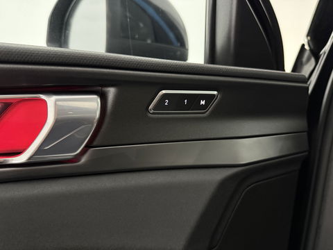 Lynk Co 01 1.5 Black Edition | Pano | Memory | Sfeerverl. | 360° | Virtual | Carplay | Adap. Cruise