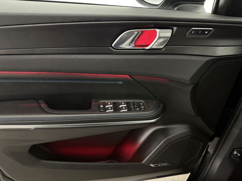 Lynk Co 01 1.5 Black Edition | Pano | Memory | Sfeerverl. | 360° | Virtual | Carplay | Adap. Cruise