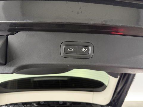 Lynk Co 01 1.5 Black Edition | Pano | Memory | Sfeerverl. | 360° | Virtual | Carplay | Adap. Cruise