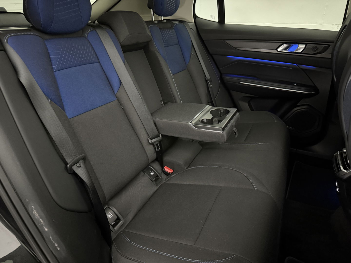 Lynk Co 01 1.5 Black Edition | Pano | Memory | Sfeerverl. | 360° | Virtual | Carplay | Adap. Cruise