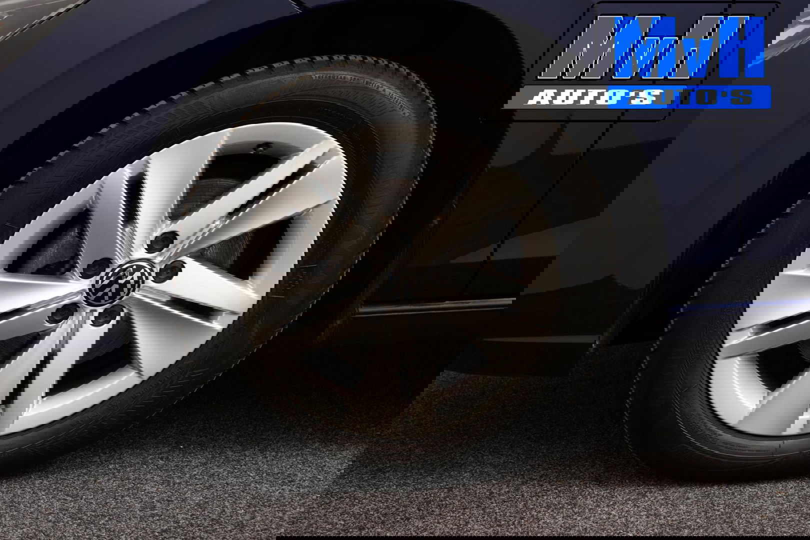 Volkswagen Golf 1.0 eTSI Life|ACC|NAVI|PDC|ORG.NL|LED|VIRTUAL