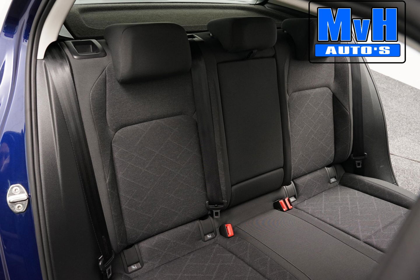 Volkswagen Golf 1.0 eTSI Life|ACC|NAVI|PDC|ORG.NL|LED|VIRTUAL