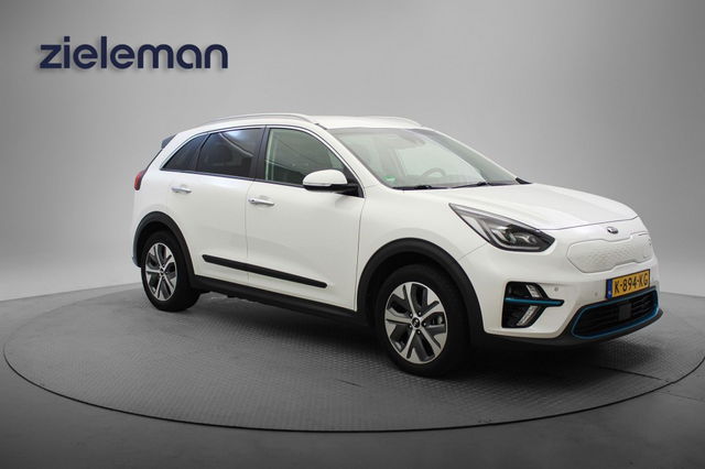 Kia e-Niro - DynamicPlusLine 3 Fase 64 kWh - Carplay, Navi, Half Leer, Camera, Stuur/Stoelverw. JBL