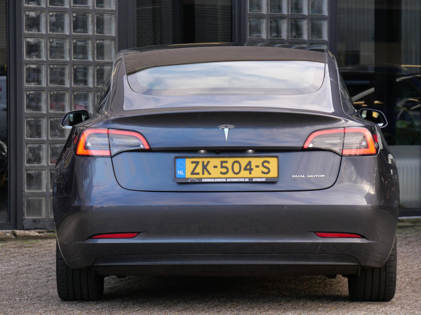 Tesla Model 3 LONG RANGE AWD 75kWh/ TREKHAAK/ 1STE EIGENAARS AUTO!