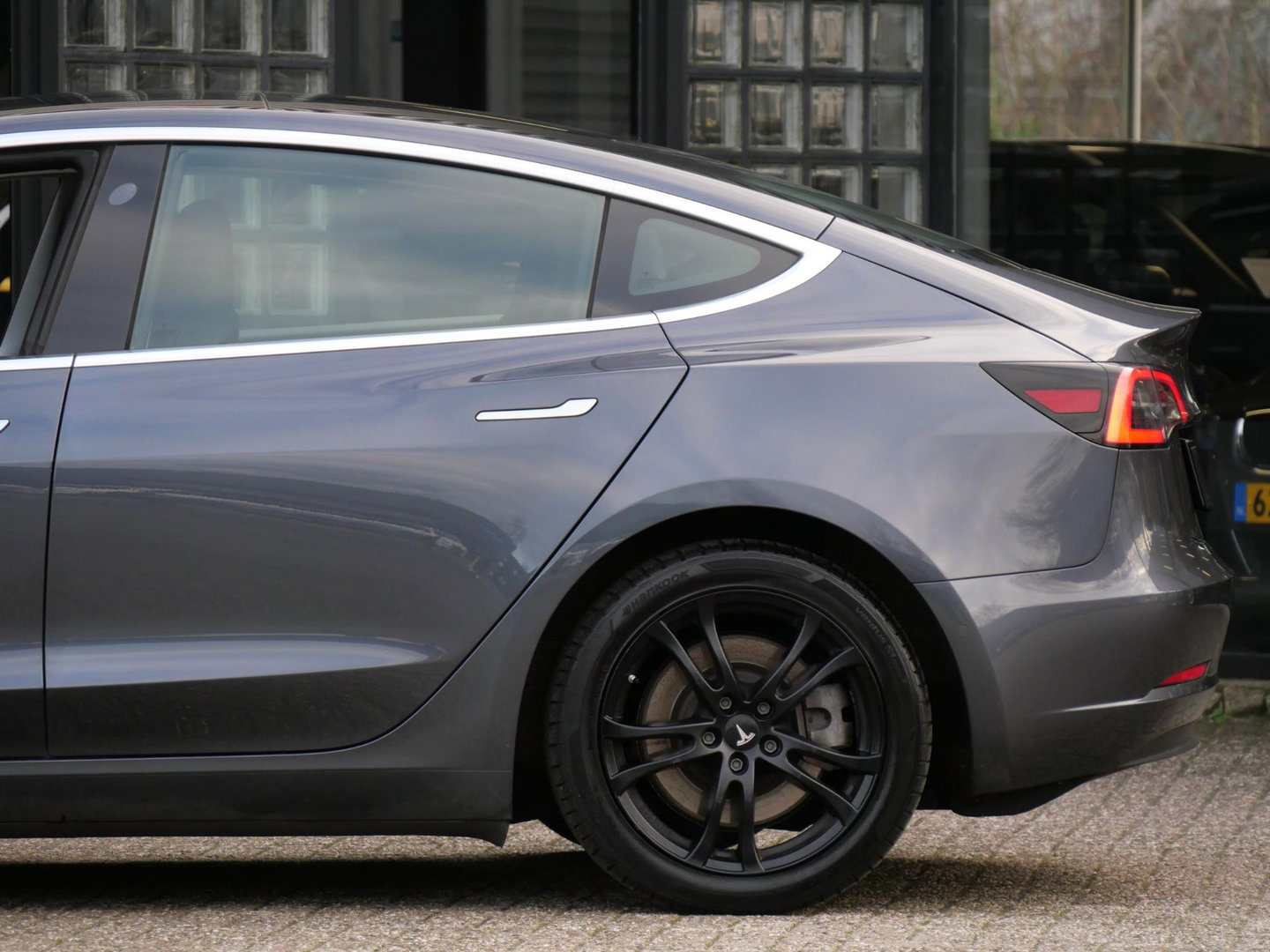 Tesla Model 3 LONG RANGE AWD 75kWh/ TREKHAAK/ 1STE EIGENAARS AUTO!