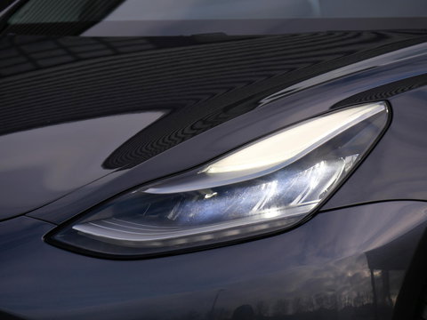 Tesla Model 3 LONG RANGE AWD 75kWh/ TREKHAAK/ 1STE EIGENAARS AUTO!