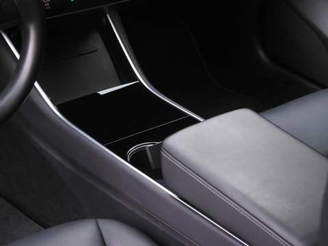 Tesla Model 3 LONG RANGE AWD 75kWh/ TREKHAAK/ 1STE EIGENAARS AUTO!