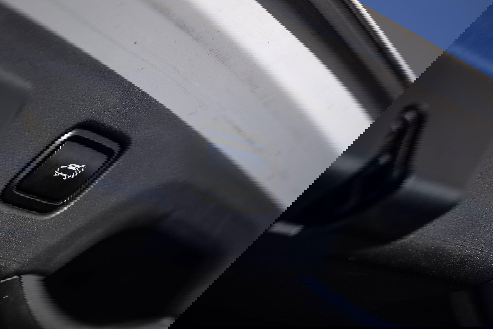 Kia Niro 1.6 GDi PHEV DynamicLine TREKHAAK / PLUG IN HYBRID / CARPLAY / NAVI / FABRIEKS GARANTIE !