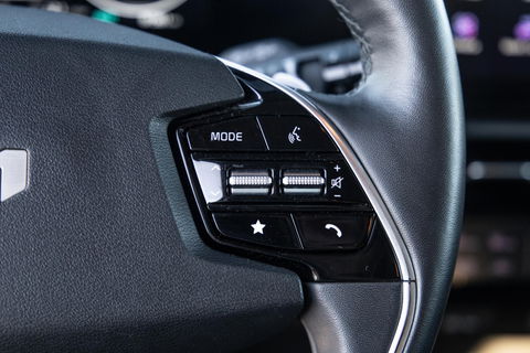 Kia Niro 1.6 GDi PHEV DynamicLine TREKHAAK / PLUG IN HYBRID / CARPLAY / NAVI / FABRIEKS GARANTIE !