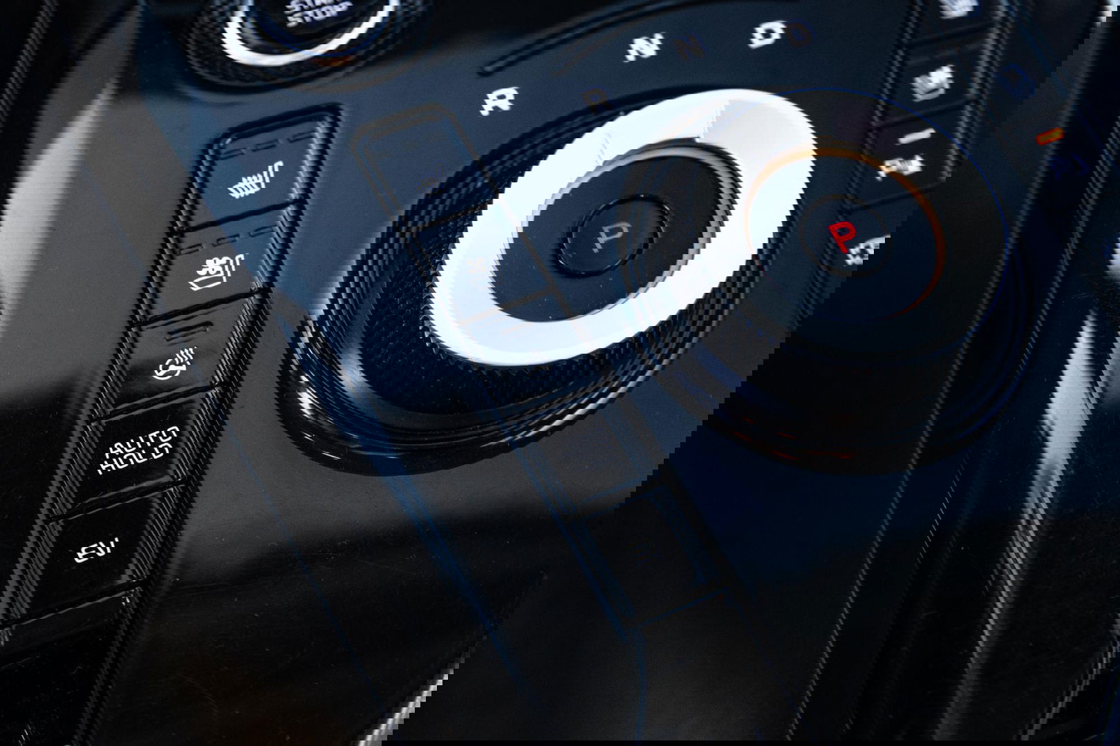 Kia Niro 1.6 GDi PHEV DynamicLine TREKHAAK / PLUG IN HYBRID / CARPLAY / NAVI / FABRIEKS GARANTIE !