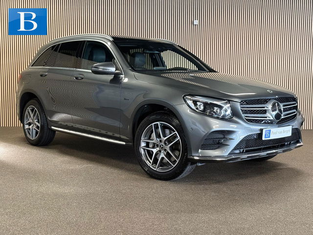 Mercedes-Benz GLC - 350e 4 Matic AMG STYLING-PANORAMA-DISTRONIC-TREKHAAK-CAMERA-COMPLEET