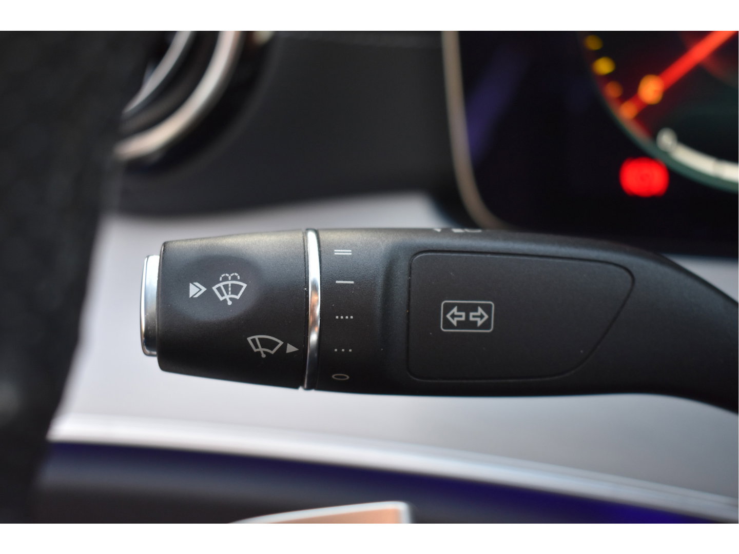 Mercedes-Benz E-Klasse Cabrio 200 AMG Line Navigatie | Cruise Control | Virtual Cockpit | Stoelverwarming | Camera