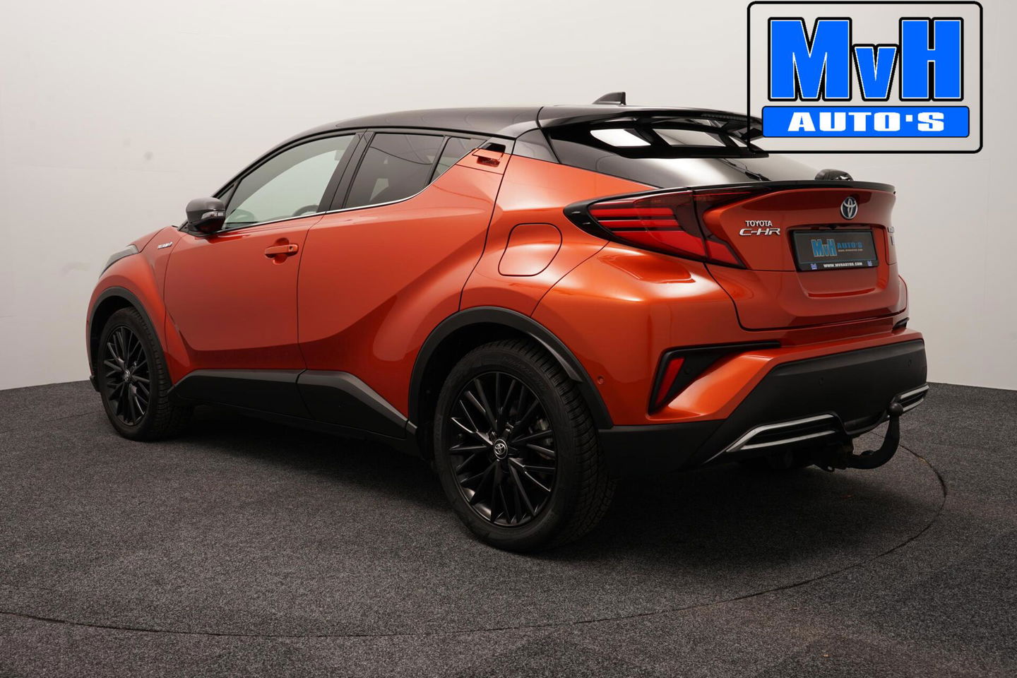 Toyota C-HR 2.0 Hybrid Launch Edition|184PK|LUXE!|TREKH|JBL