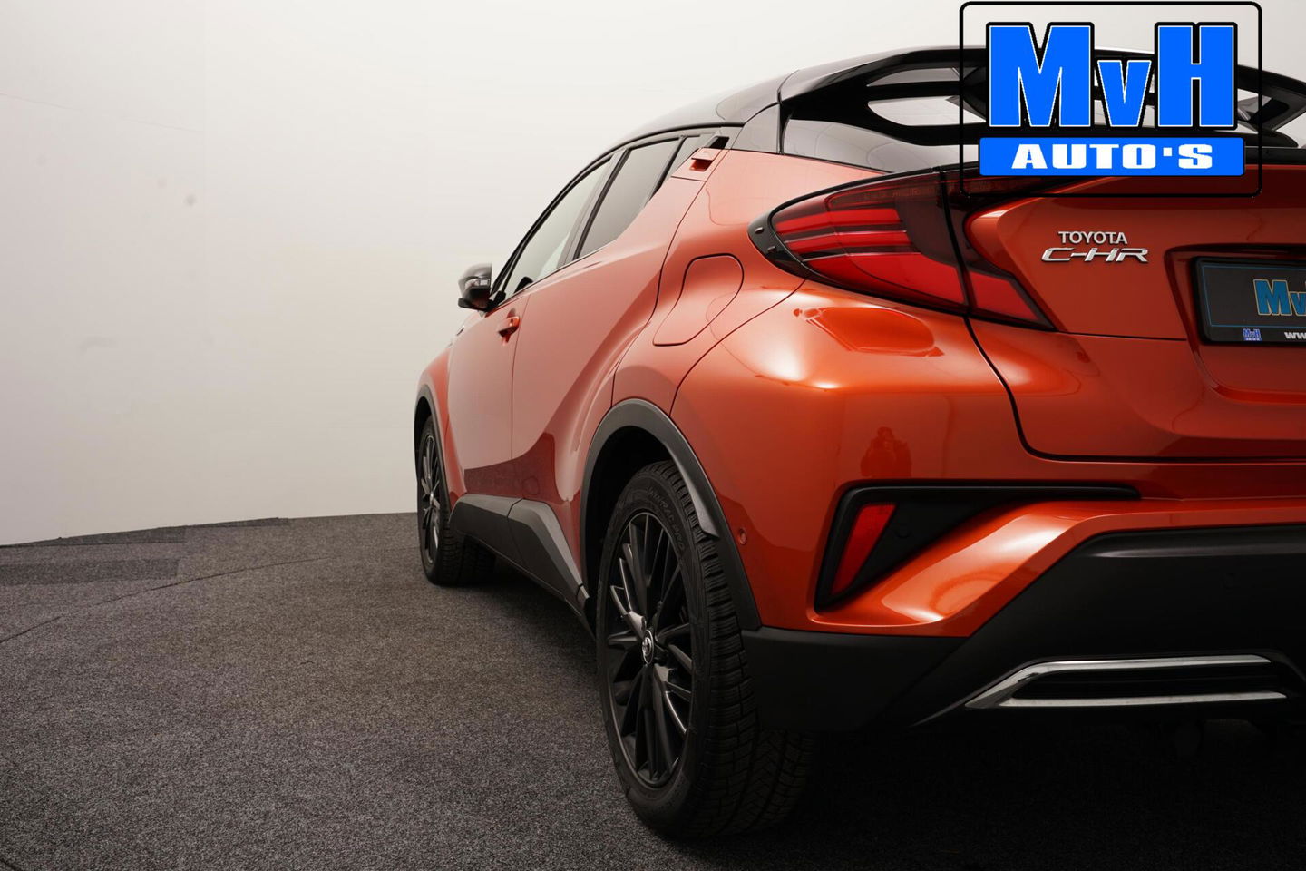 Toyota C-HR 2.0 Hybrid Launch Edition|184PK|LUXE!|TREKH|JBL