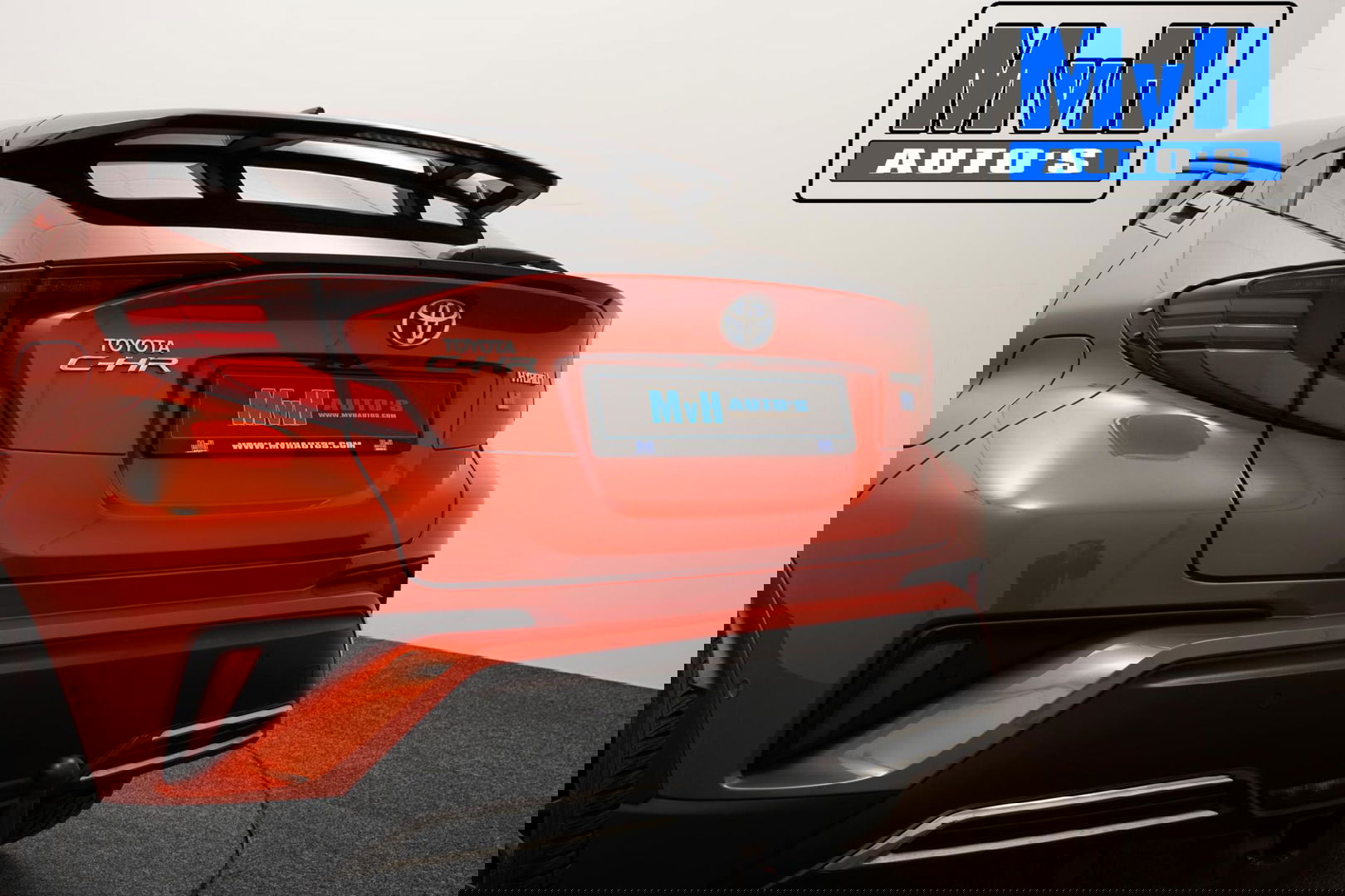 Toyota C-HR 2.0 Hybrid Launch Edition|184PK|LUXE!|TREKH|JBL