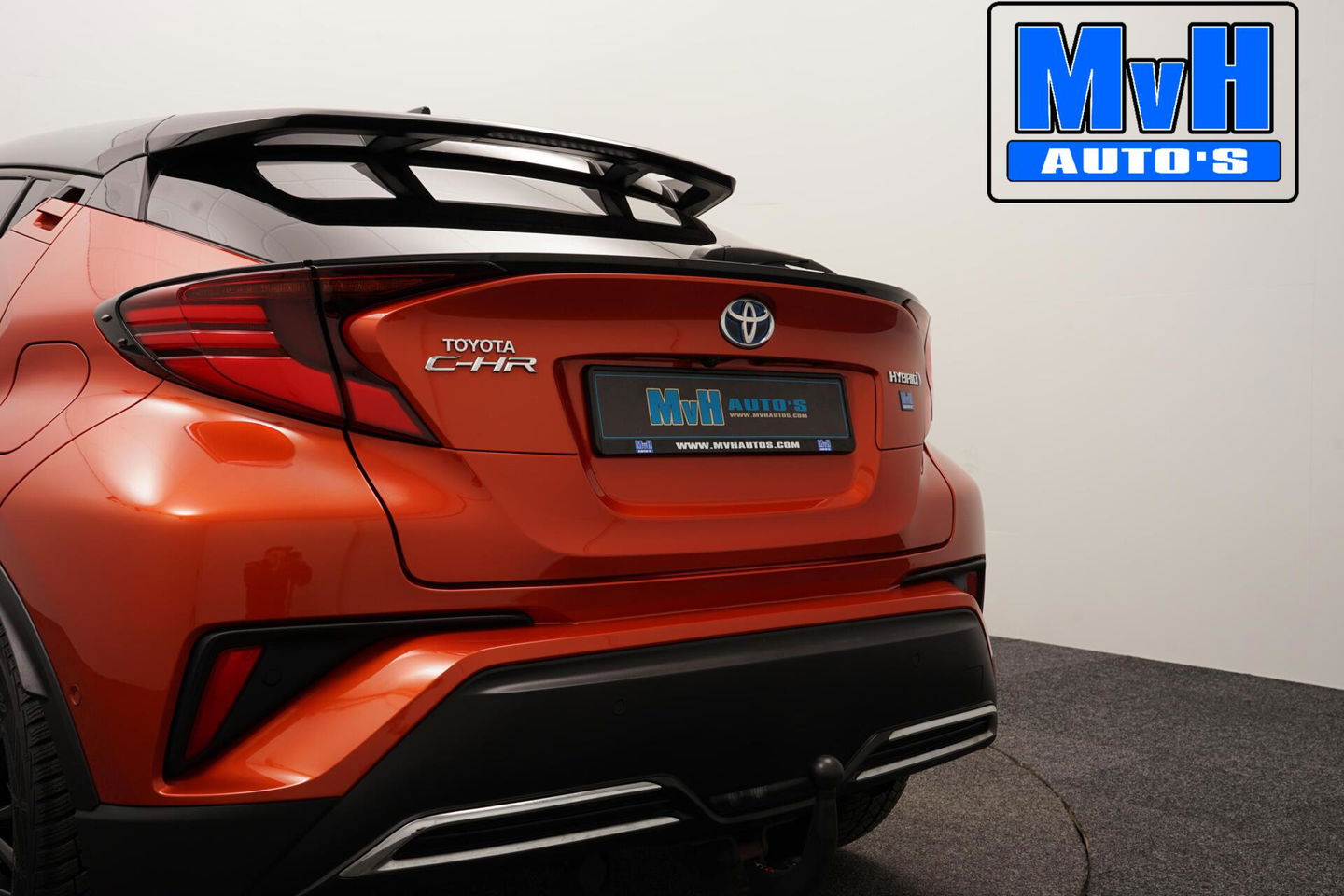 Toyota C-HR 2.0 Hybrid Launch Edition|184PK|LUXE!|TREKH|JBL