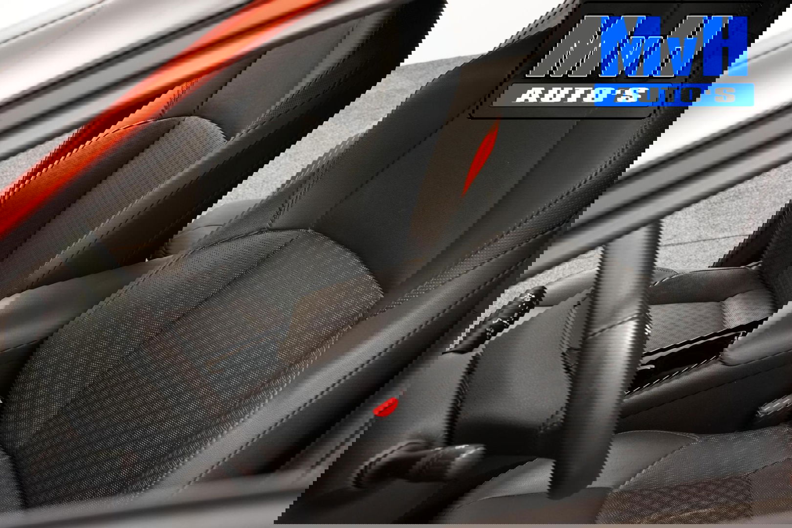 Toyota C-HR 2.0 Hybrid Launch Edition|184PK|LUXE!|TREKH|JBL