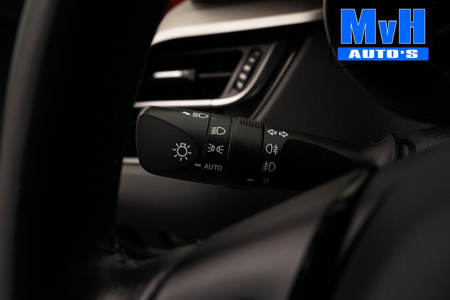 Toyota C-HR 2.0 Hybrid Launch Edition|184PK|LUXE!|TREKH|JBL