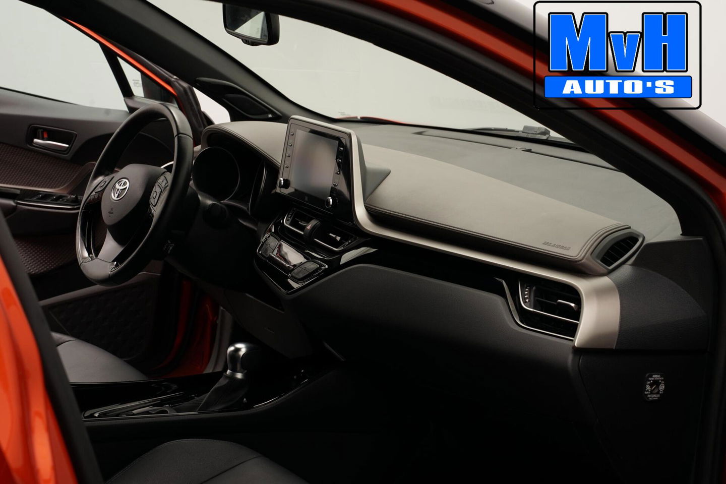 Toyota C-HR 2.0 Hybrid Launch Edition|184PK|LUXE!|TREKH|JBL